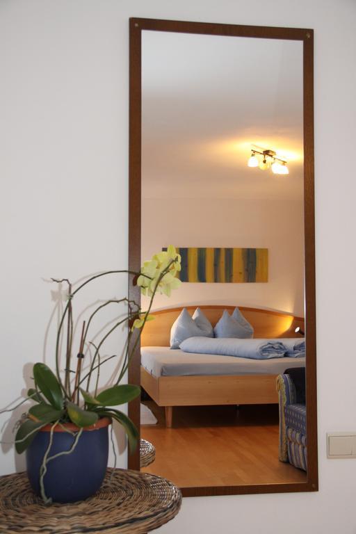 Neu-Schoetzerhof Meltina Chambre photo